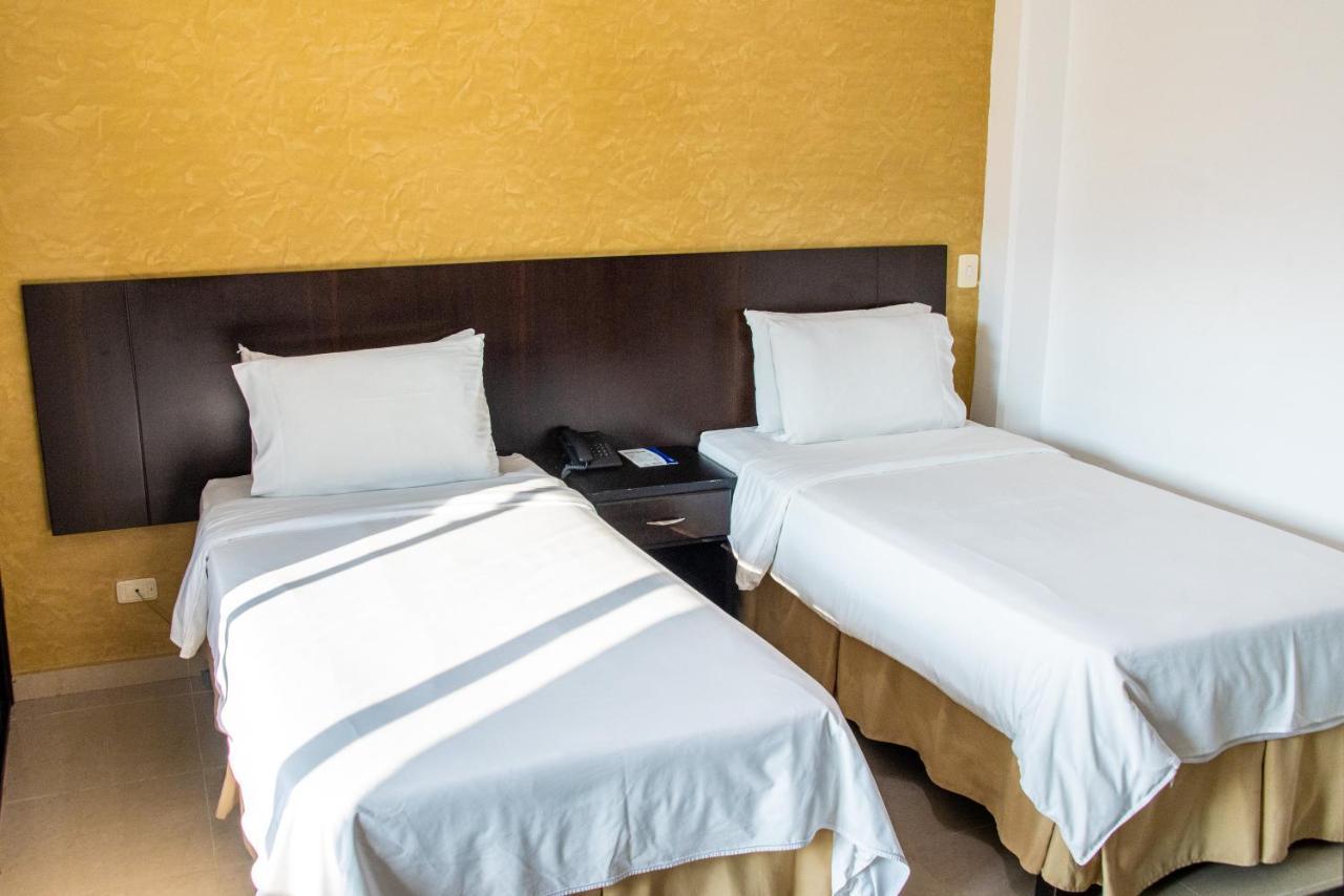 Hotel Tangara Dosquebradas Kültér fotó